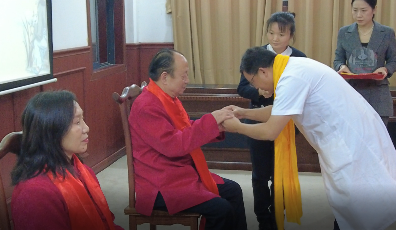当代“治瘤王”张中海主任第六届拜师仪式 第3张