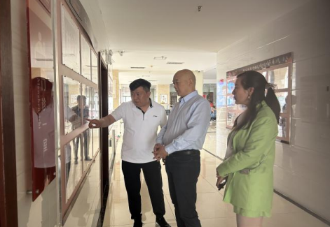 墨西哥中华企业协会主席金加池 造访焦作中海中医肿瘤医院 第3张