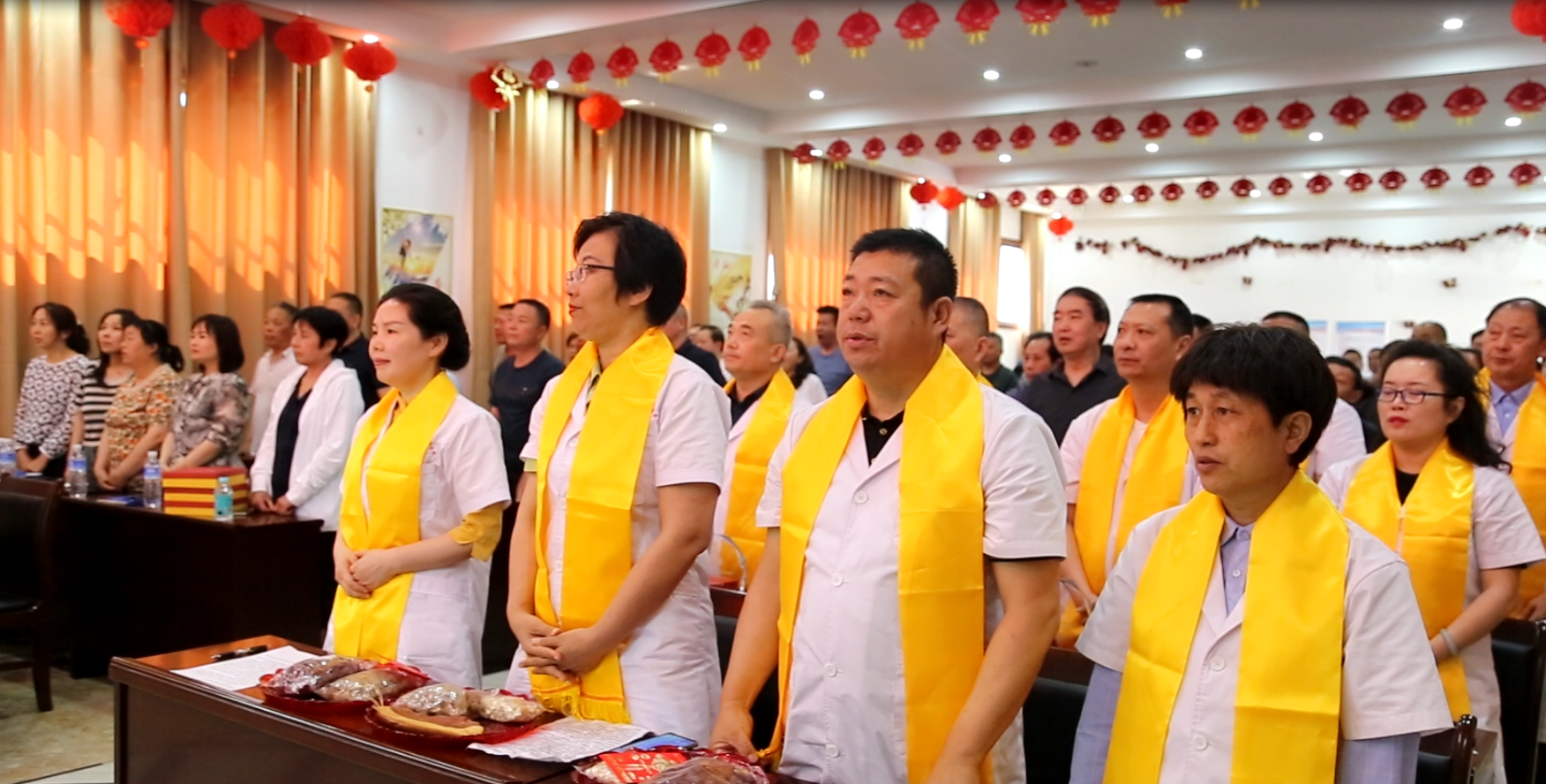  张中海主任 第十六批收徒仪式 第1张